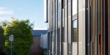 物业真的不允许业主装内开窗吗？